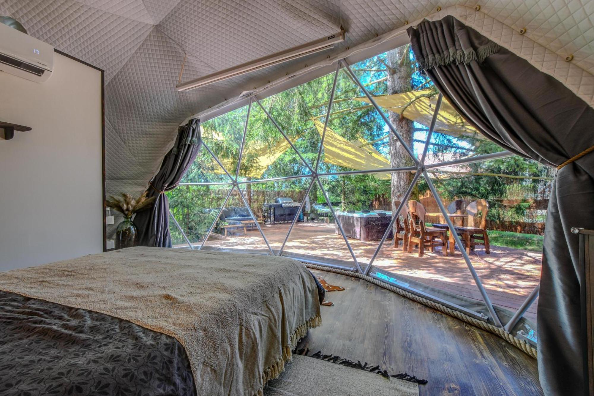 Hotel Tiche Misto Glamping Slapy  Exterior foto